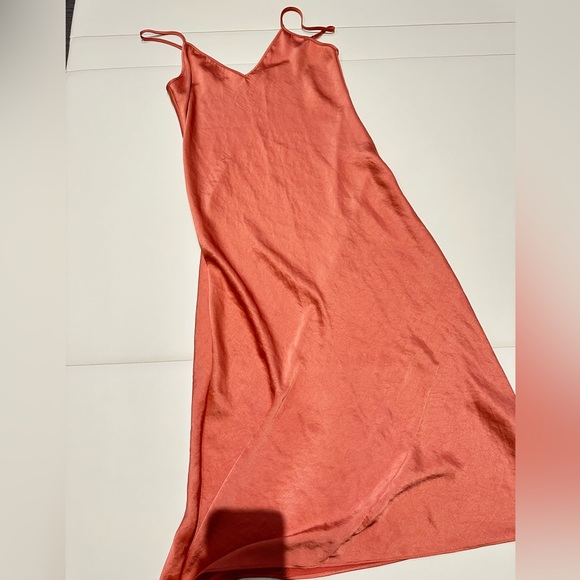 Aritzia Wilfred Christine dress - Picture 2 of 5